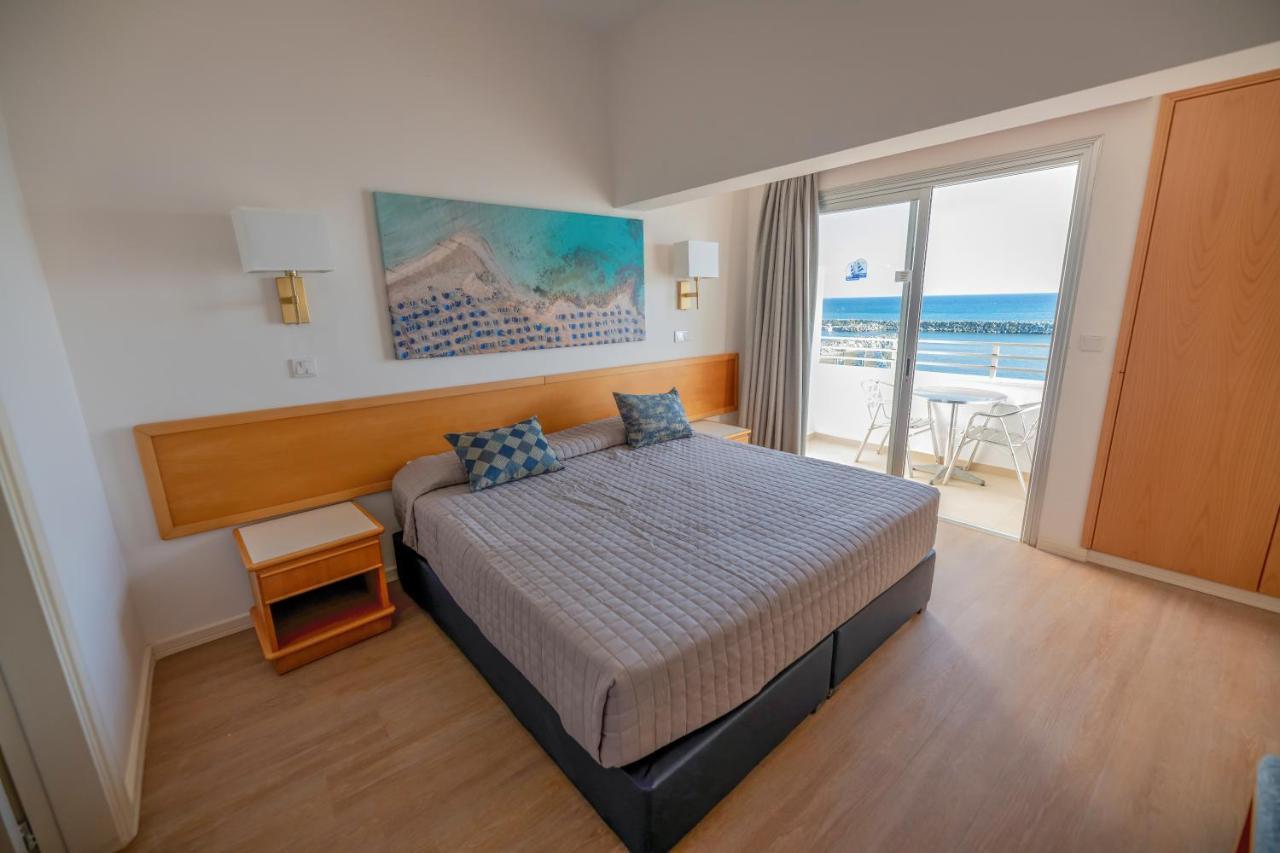 Tylos Beach Hotel Kato Pyrgos Extérieur photo