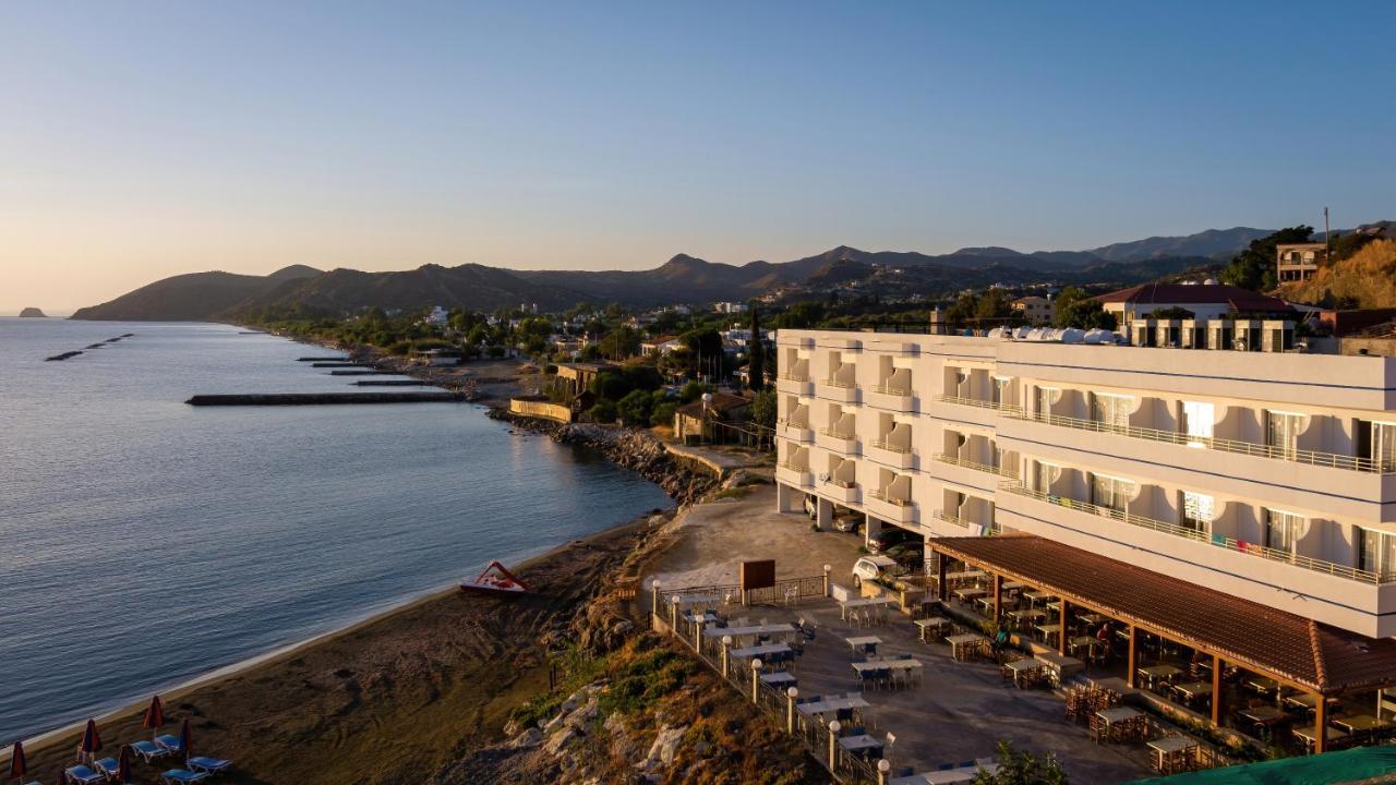 Tylos Beach Hotel Kato Pyrgos Extérieur photo